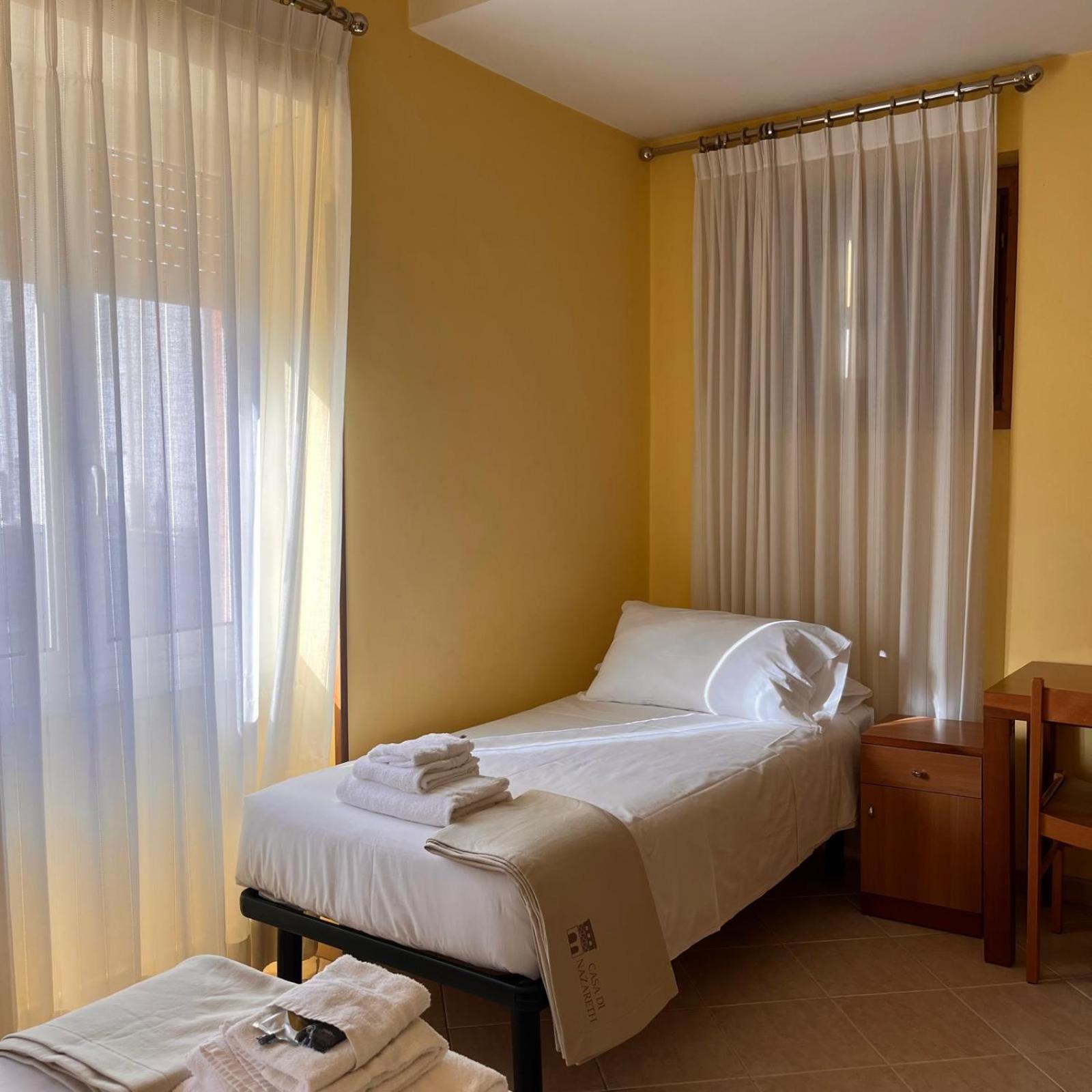 La Casa Di Nazareth Hotel Rome Exterior photo